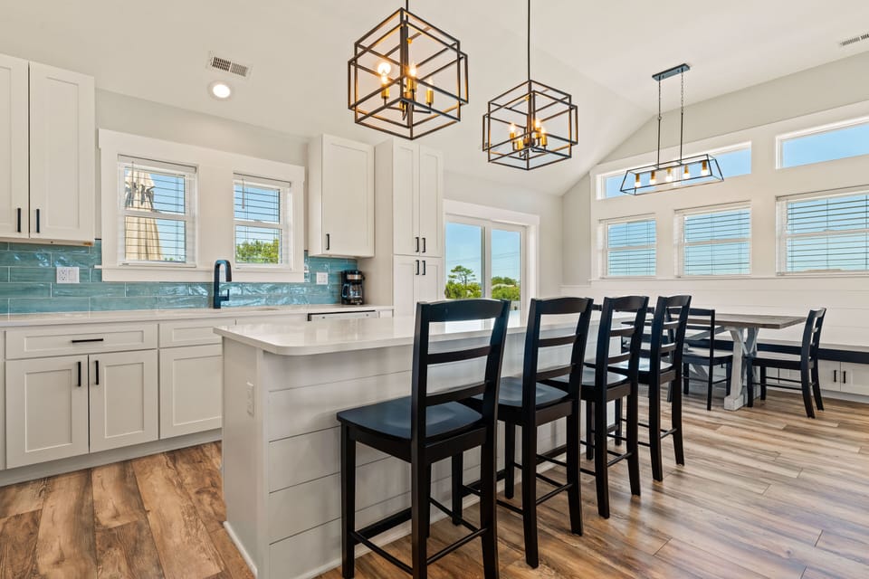 Kitchen Island - Top Level