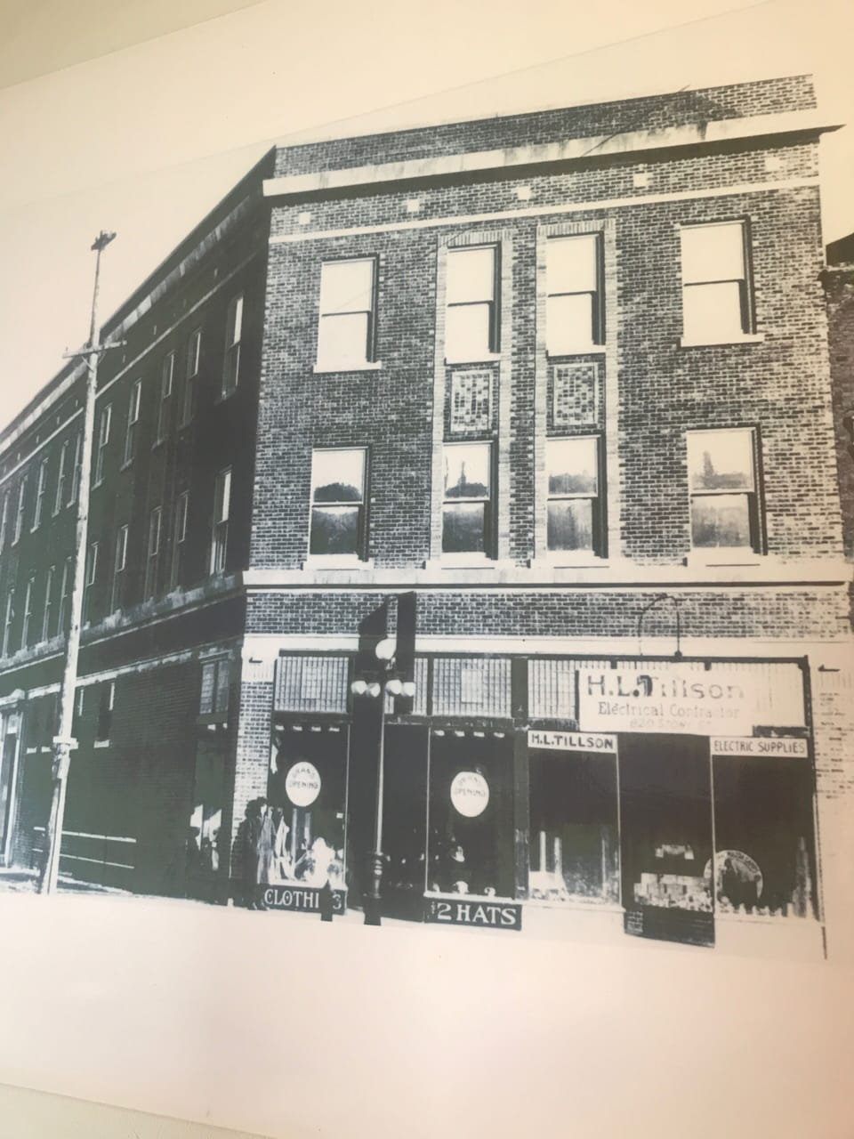 Picture of the Goeppinger Building in 1915.