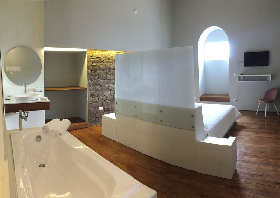 Standard Double Room | Premium bedding, WiFi (free), bed sheets