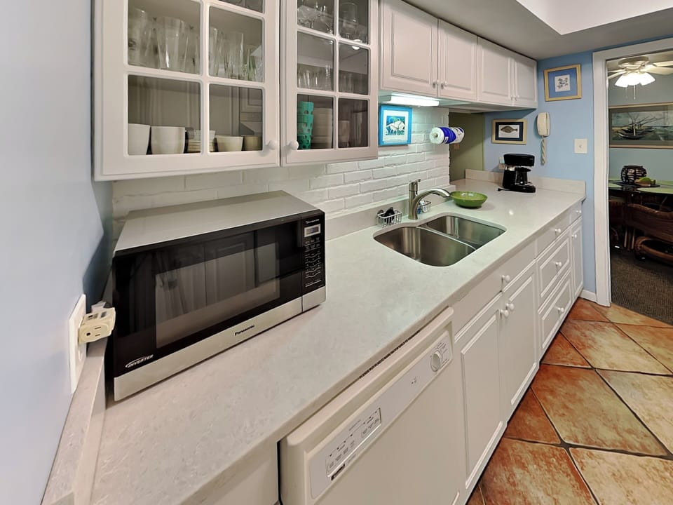 Condo (2 Bedrooms) | Property amenity