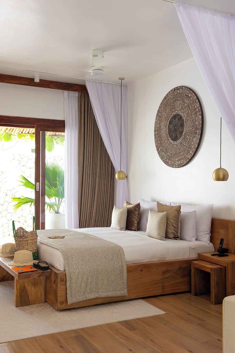 Egyptian cotton sheets, premium bedding, minibar, in-room safe