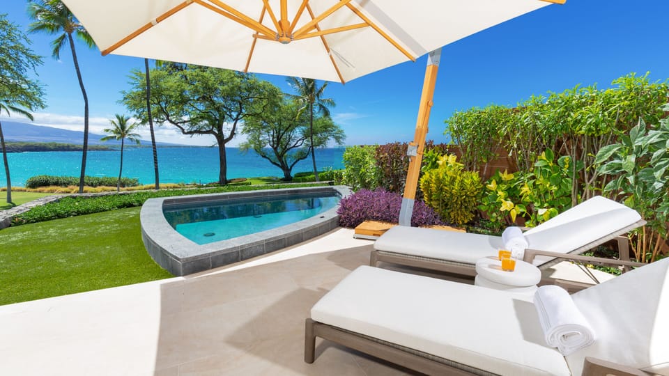 Lanai and private hPlunge Pool
heated to 90 degrees