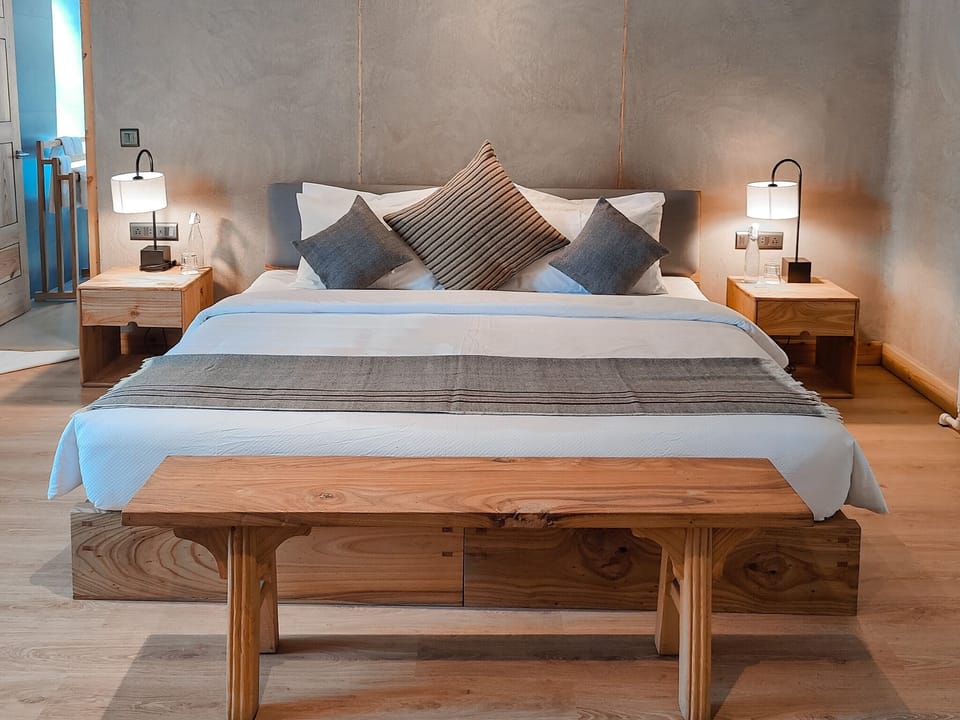 Club Room, 1 Double Bed | Premium bedding, memory foam beds, minibar, desk
