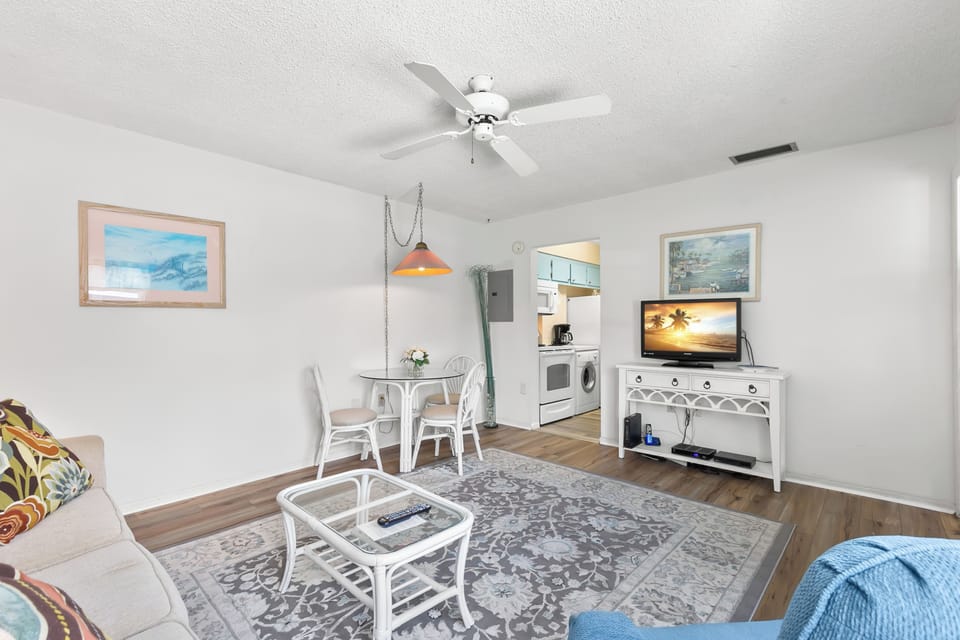Condo (1 Bedroom) | Property amenity