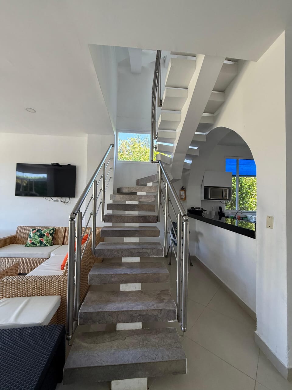 House, 4 Bedrooms, Accessible, Smoking | Living room