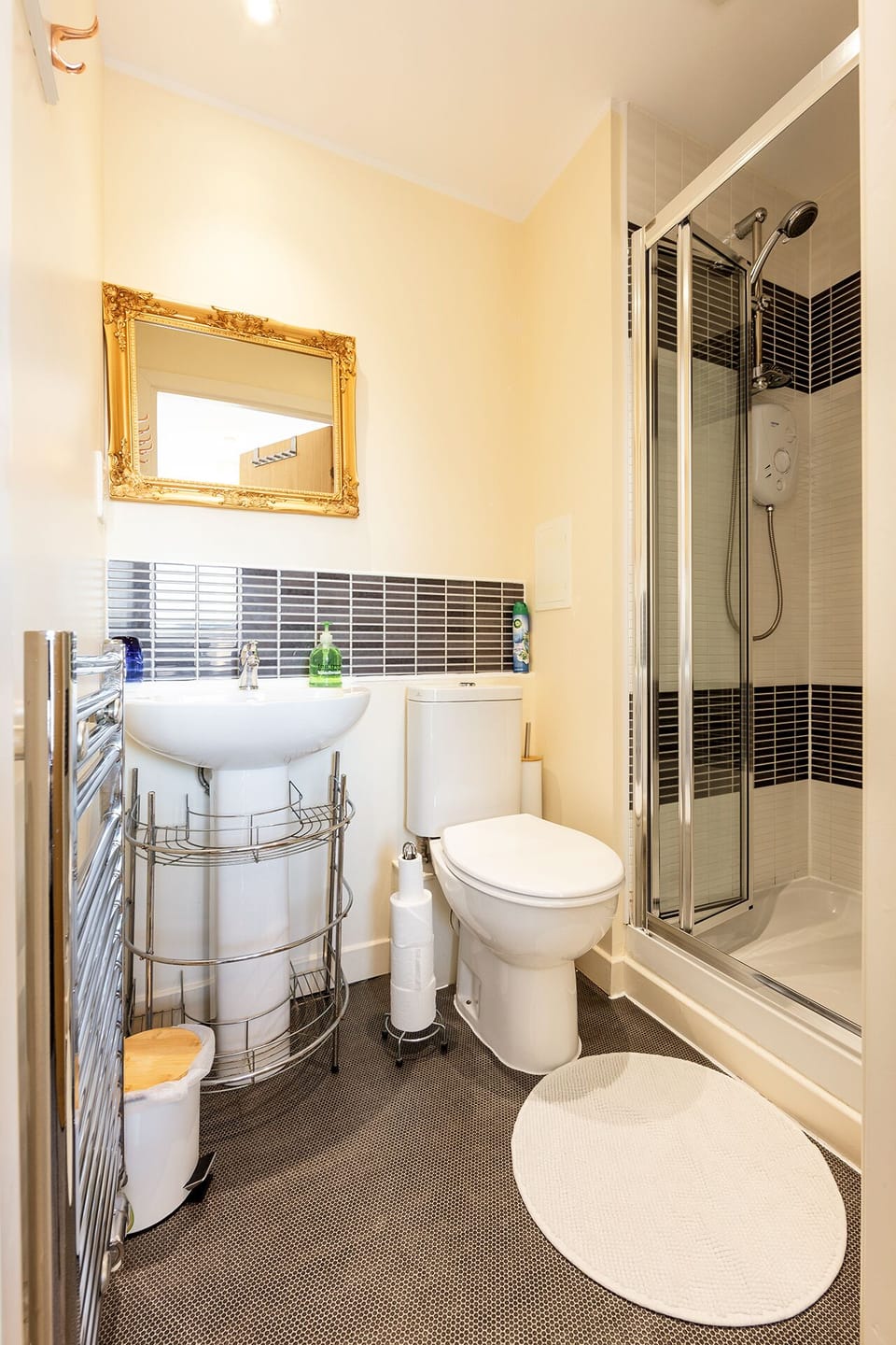 Ensuite in mater bedroom