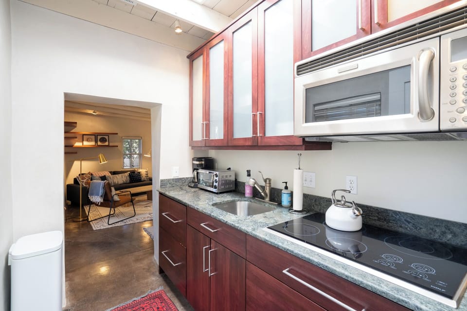 House (1 Bedroom) | Property amenity
