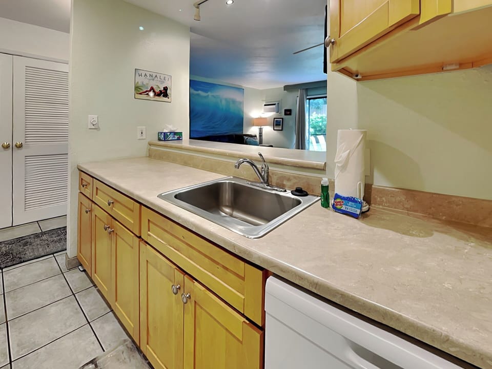 Condo (1 Bedroom) | Property amenity