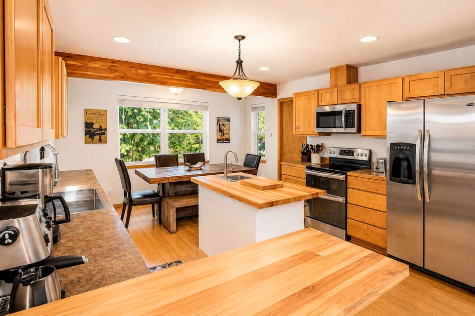 View into kitchen from entry