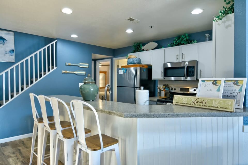 Kitchen Bar seating
