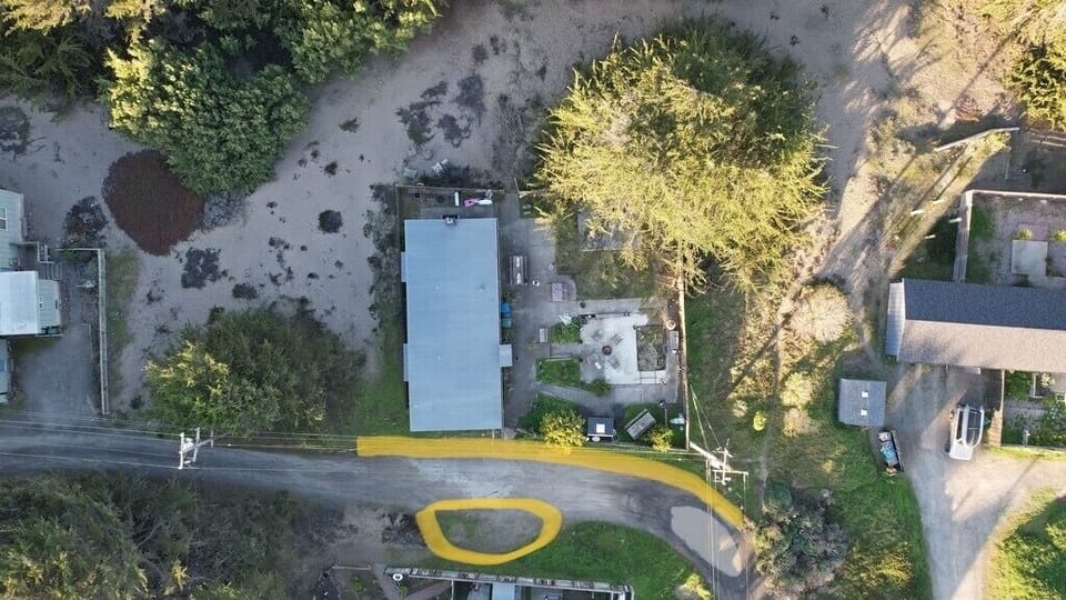 Lots of Parking Solutions on either side of property