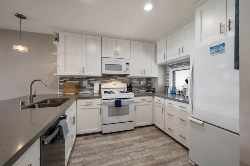 Our kitchen is fully stocked with all the essential tools you need to prep and serve a delicious meal!