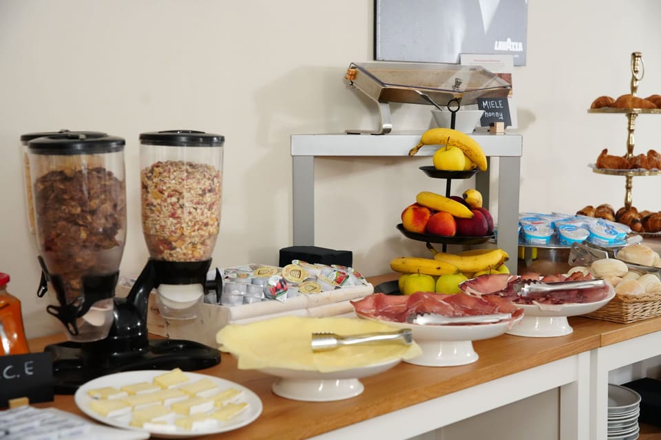 Daily buffet breakfast for a fee