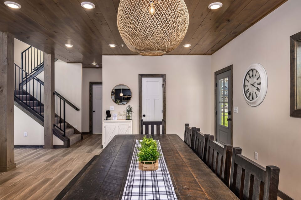 Great open floorplan with the kitchen/dining area open to the living room