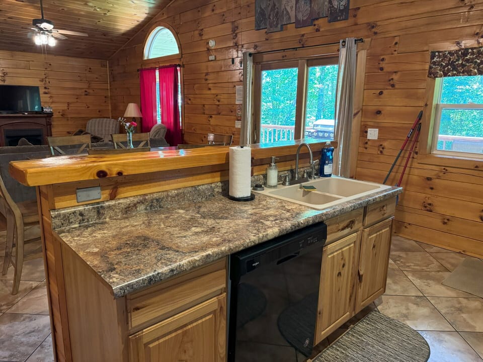 First Choice Lodging - Forrest Edge 9