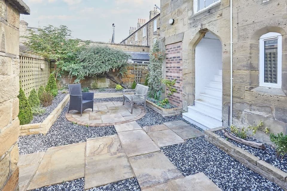 Beach Retreat, Markse-by-the-Sea - Stay North Yorkshire