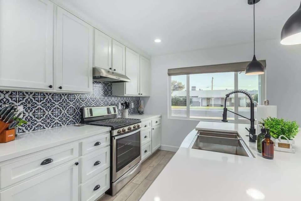 Updated and fully stocked kitchen