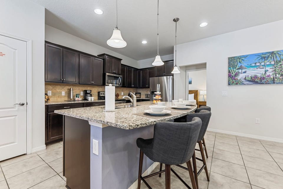 House (5 Bedrooms) | Property amenity