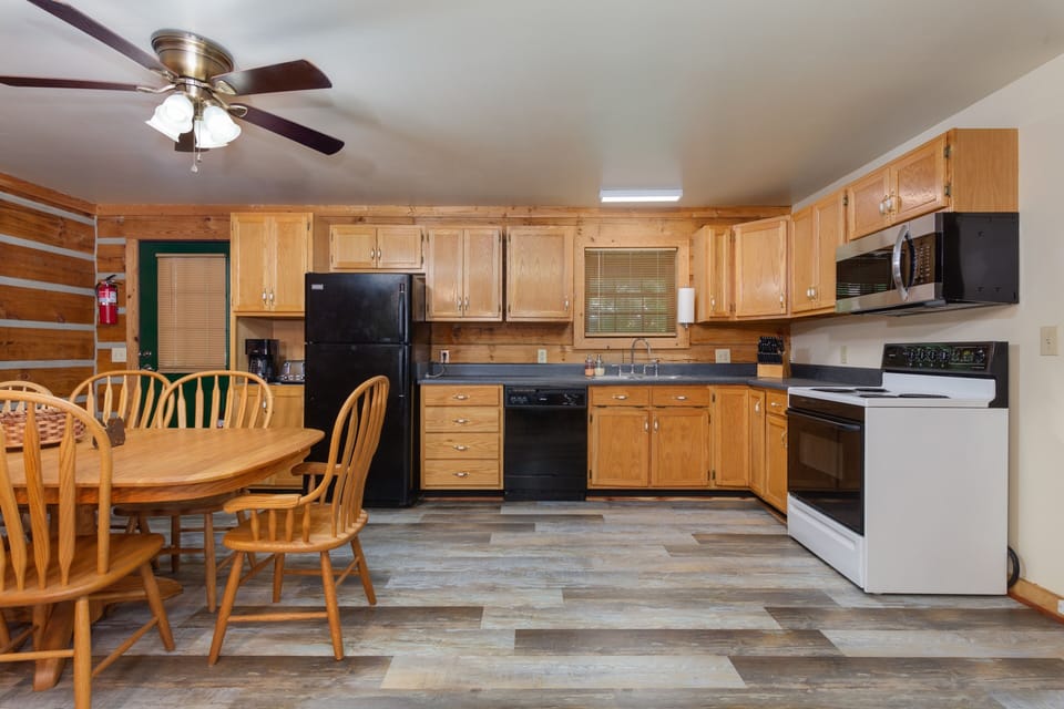 Dining room and living room. Table/8  coffee  2/12 cups  toasters 2/