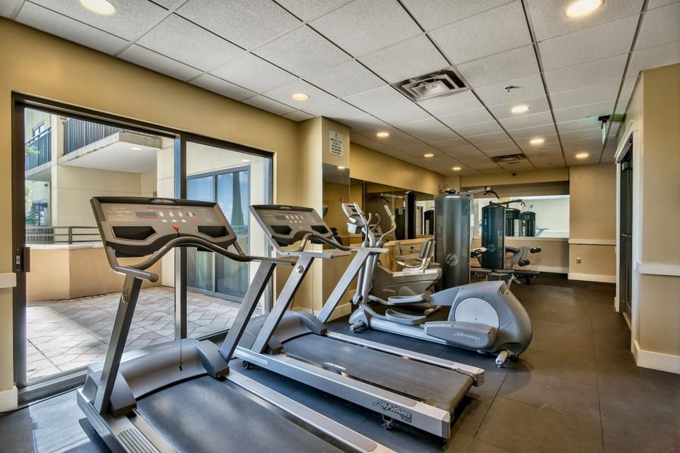 4th floor fitness center
