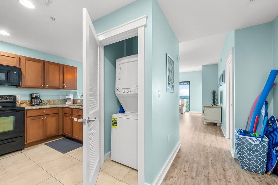 The private washer & dryer make laundry a breeze and convenient.