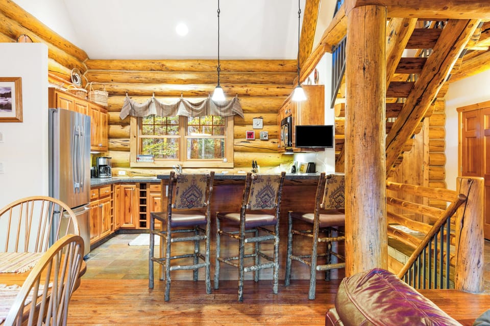 Fully equipped kitchen