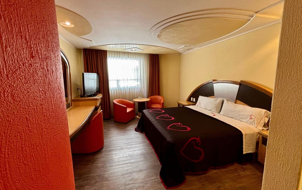 Standard Double Room | Blackout drapes, free WiFi, bed sheets