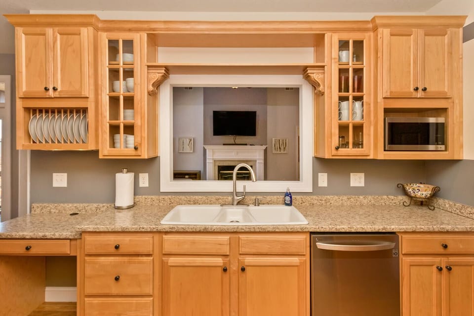 Highland Hideaway Kitchen
