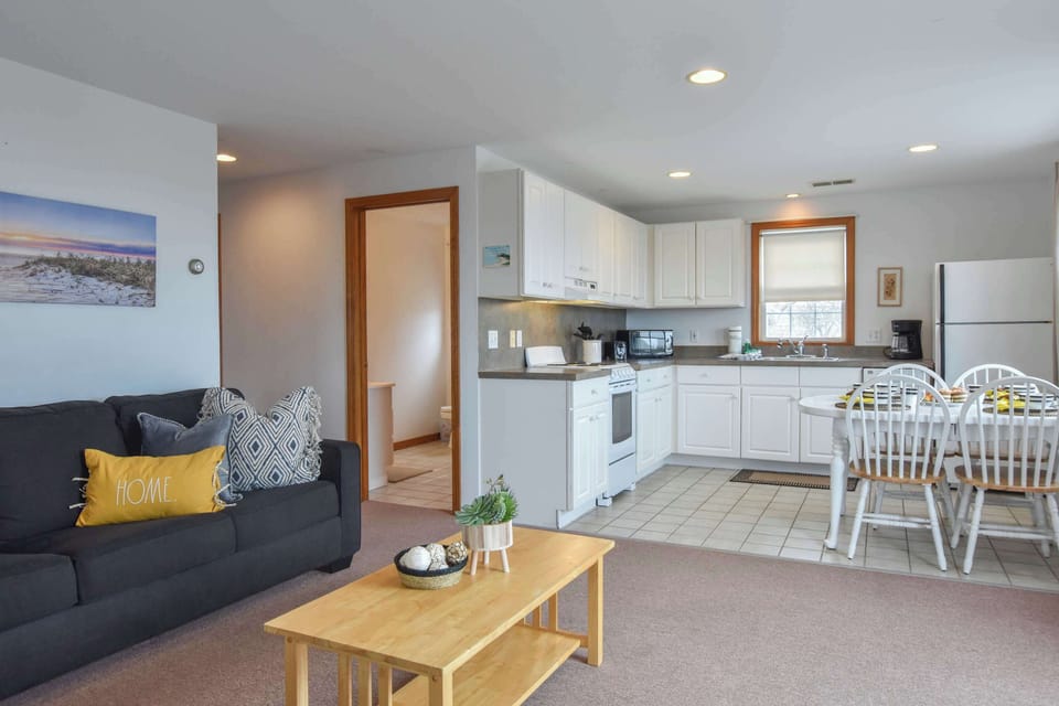 Living room kitchen area