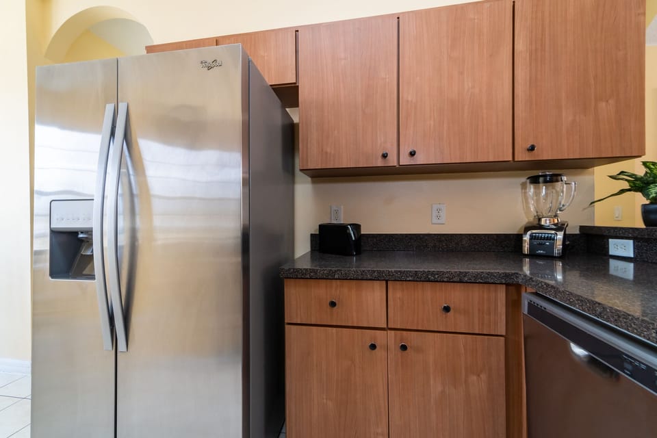 alternate view of kitchen