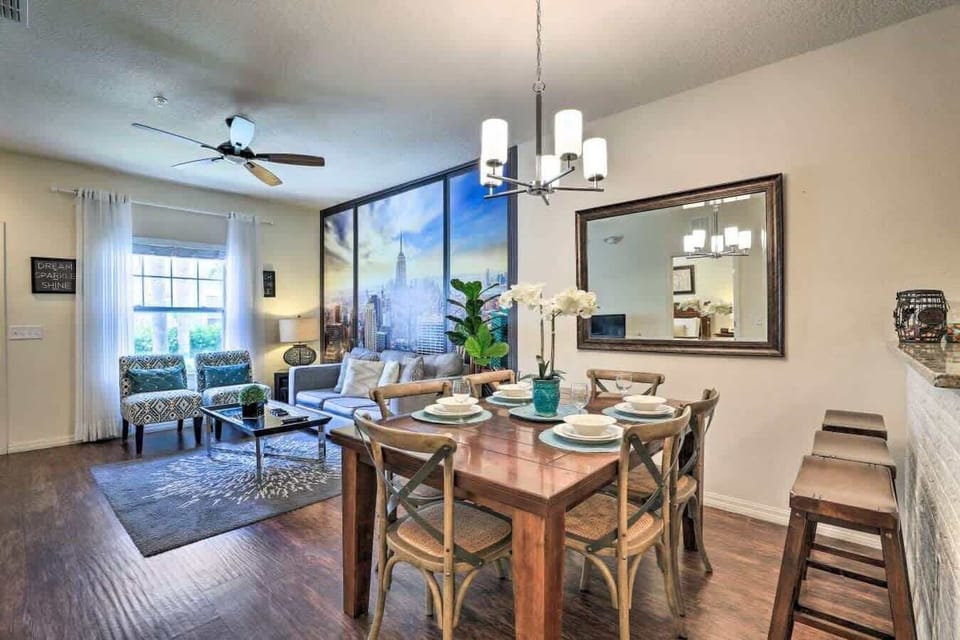 Open Spaces Family Dining Room