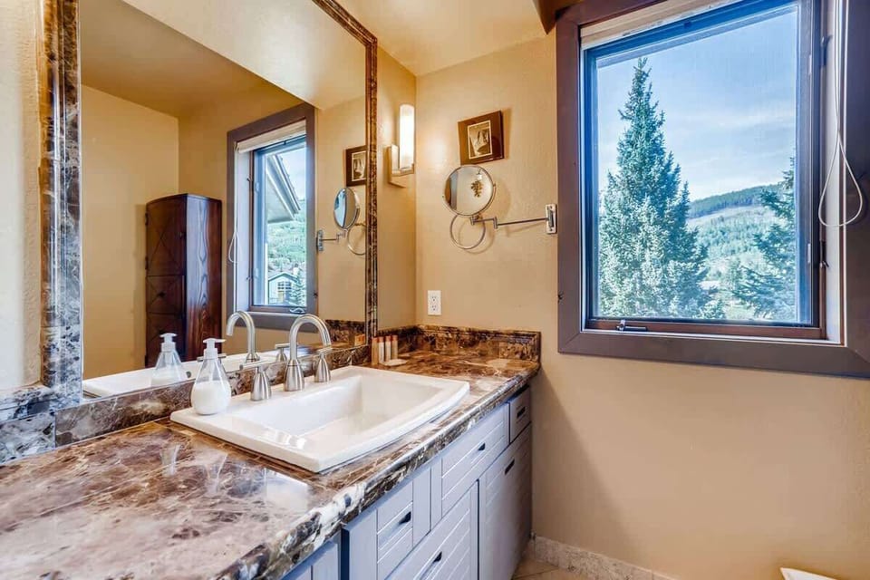 Master Full Bath