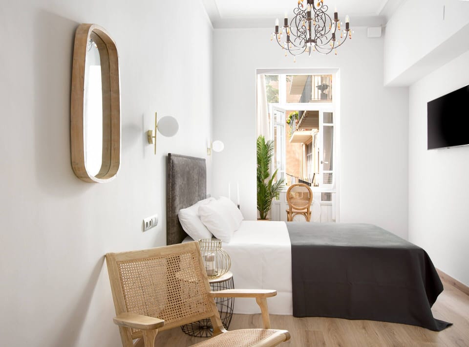 Standard Double Room, 1 Queen Bed, Garden View | In-room safe, desk, free WiFi