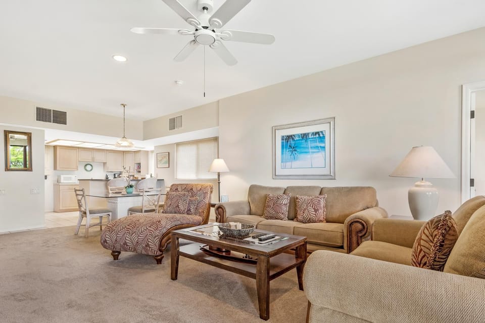 Spacious layout perfect for gathering after beach and golf days