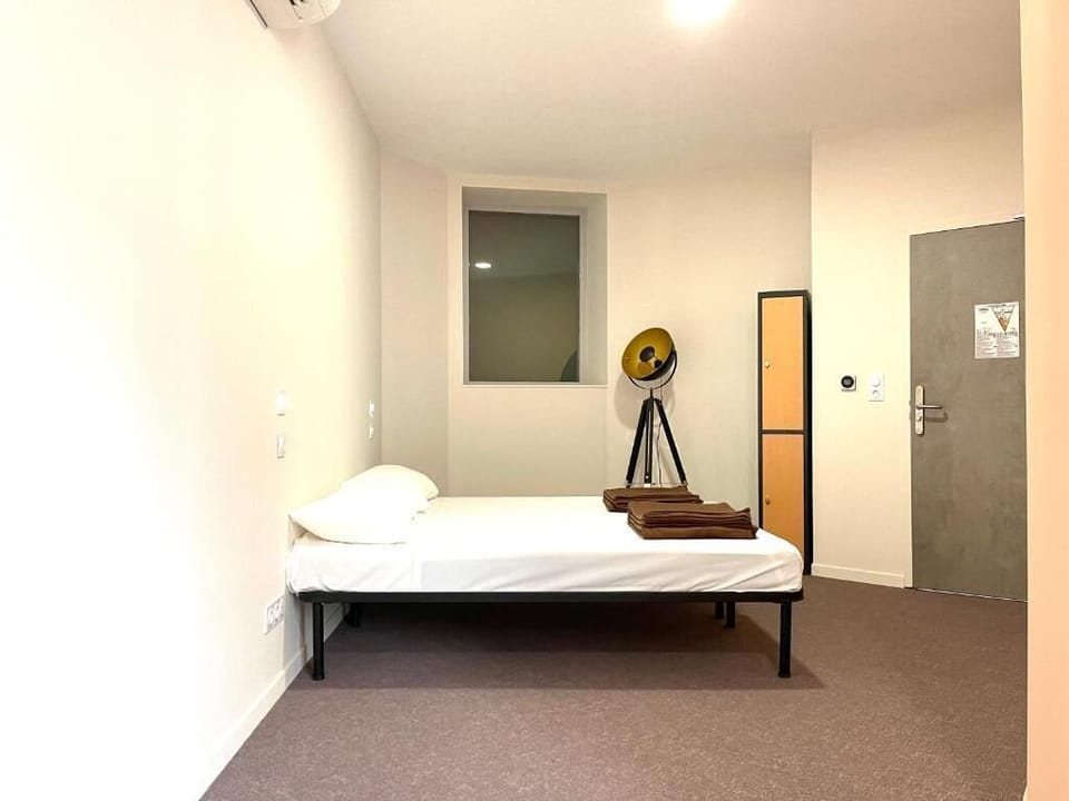 Comfort Double or Twin Room, Accessible | Desk, free WiFi, bed sheets, wheelchair access