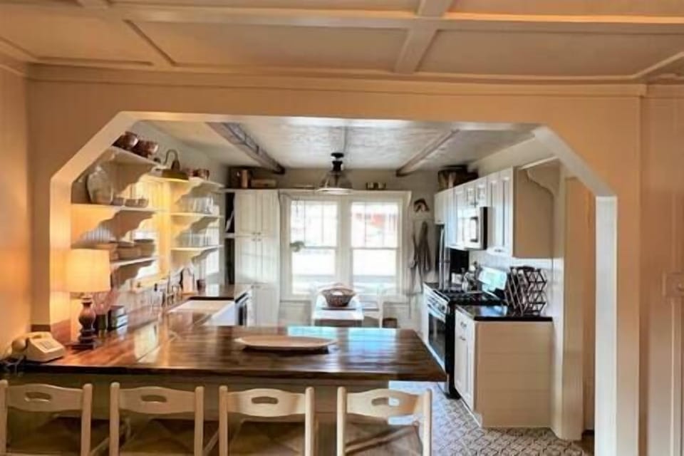 Kitchen and bar