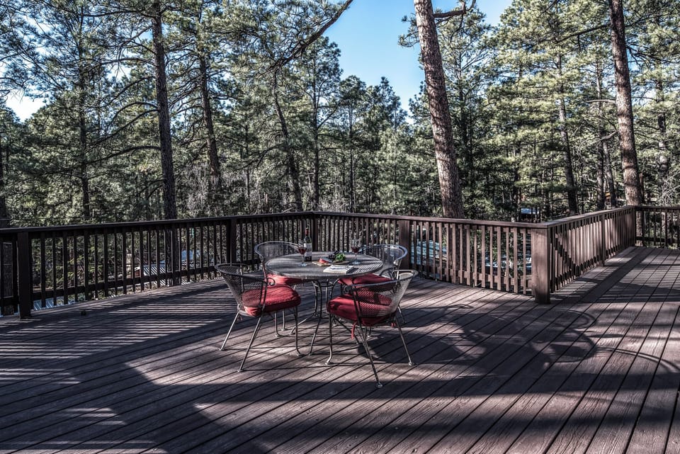 Studio (2 Bedrooms) | Property amenity