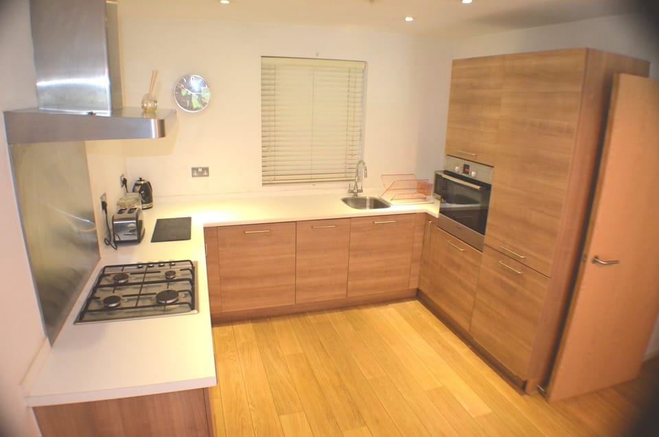 Comfort Apartment, Private Bathroom | Shared kitchen | Highchair