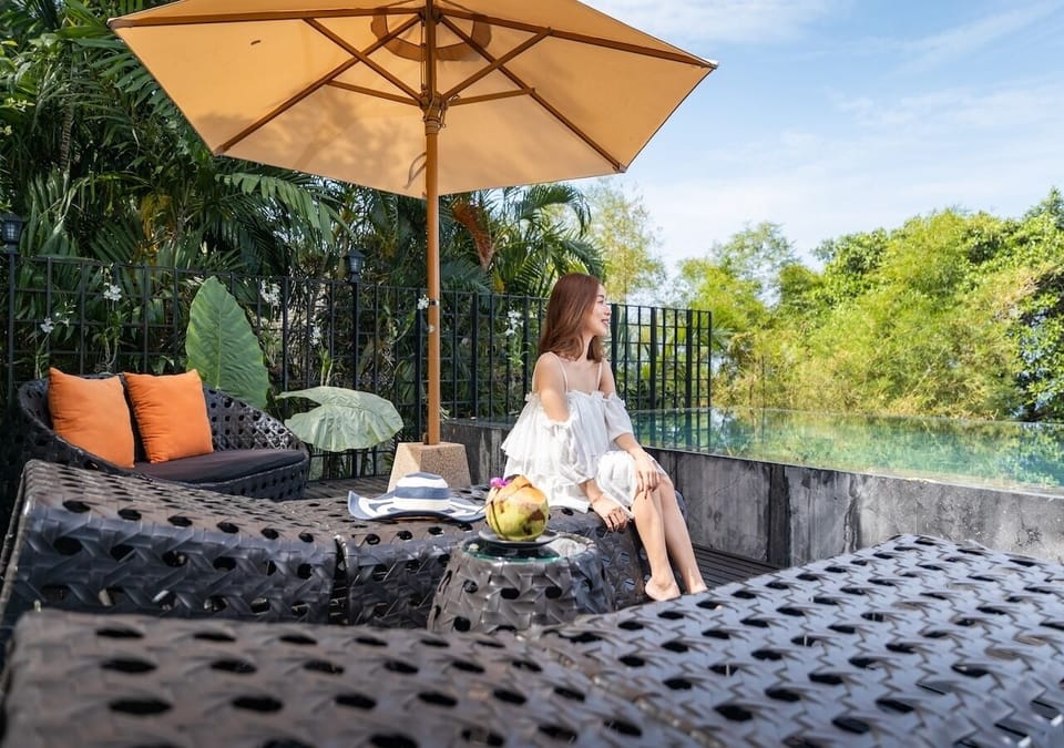 Open-air lounge for relaxing with ocean breezes.