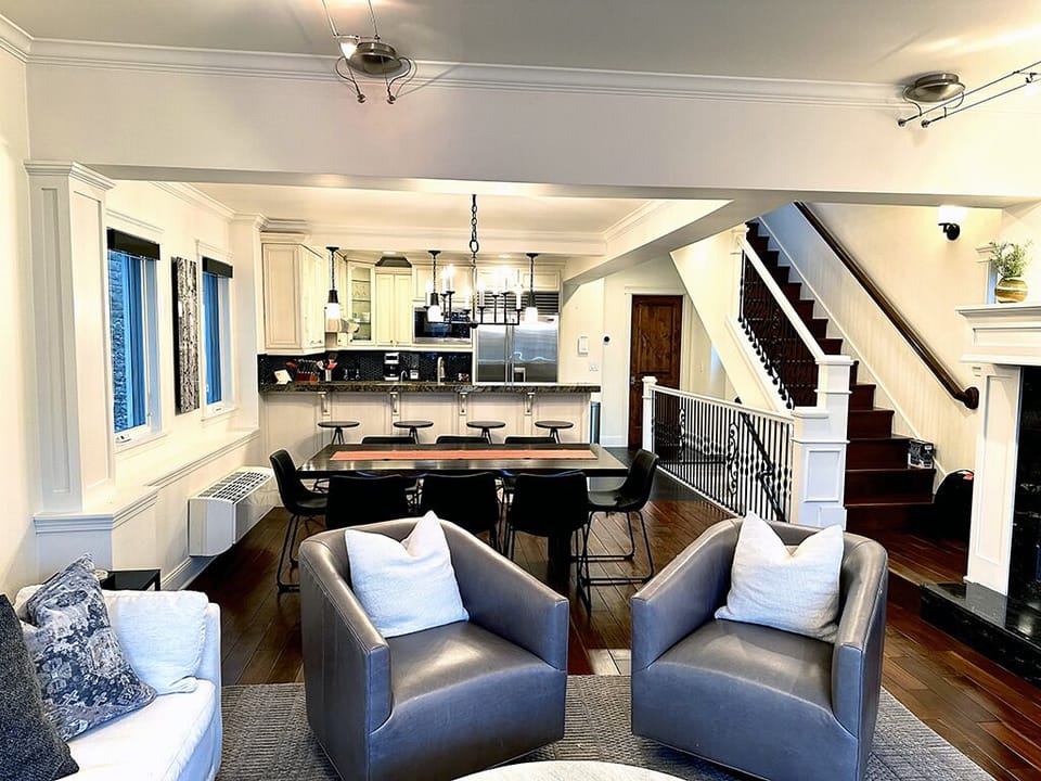 Family and Dinning room