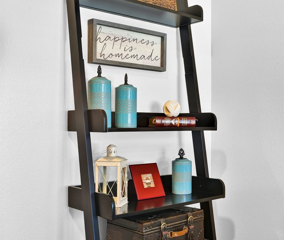 Family room details