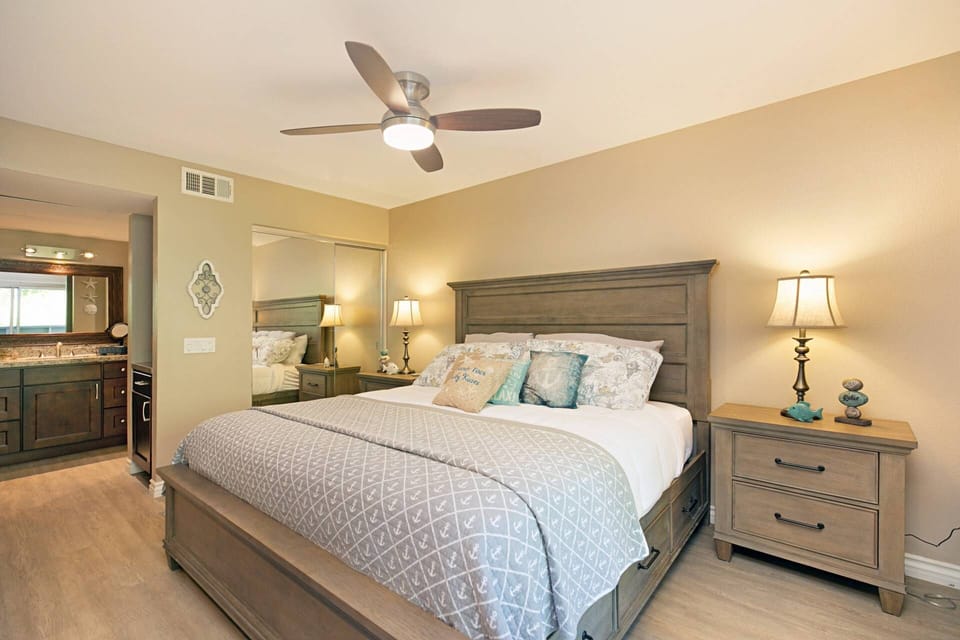 Master bedroom with new king size mattress