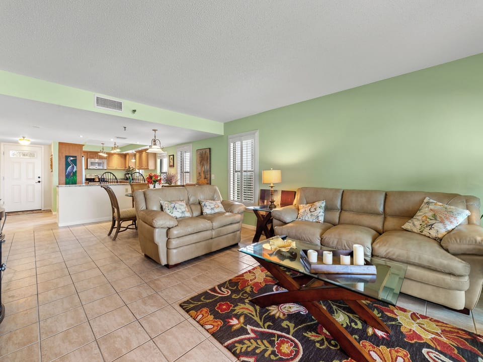 Condo (2 Bedrooms) | Property amenity
