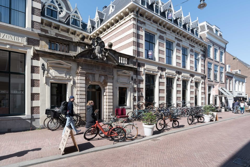 Exterior - facade & street view