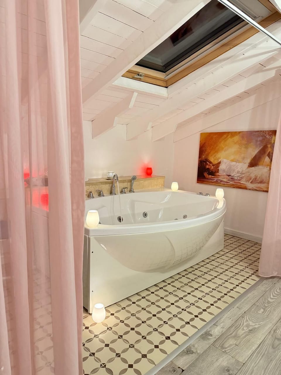 Luxury Double Room | Premium bedding, minibar, desk, blackout drapes