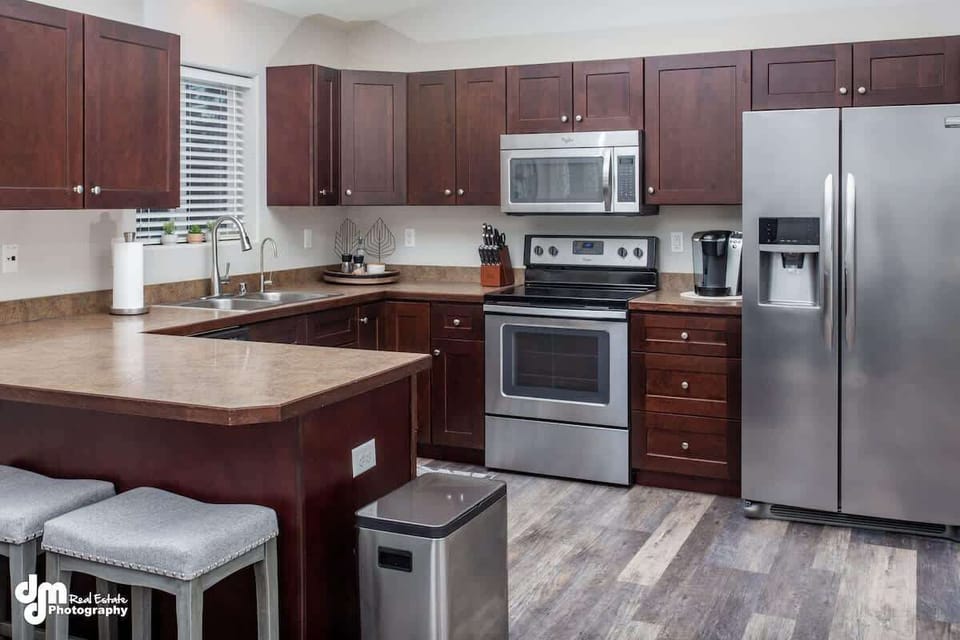 Susitna Suites #2 Kitchen