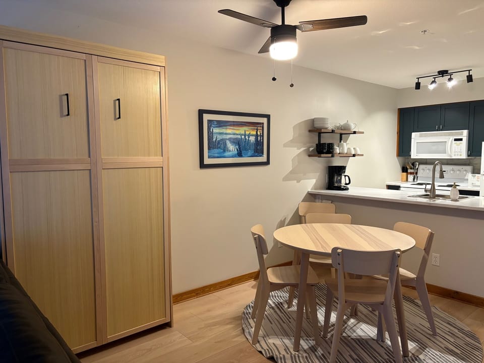 Single Murphy Bed