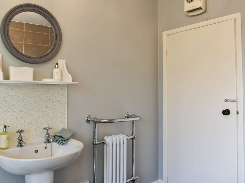 Bathroom | Staffield Cottage - Staffield Cottages, Staffield, near Penrith