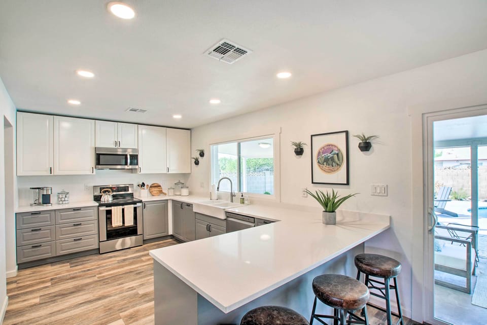 Fully Equipped Kitchen | Spices | Toaster | Ninja Blender