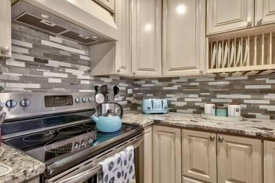 Premium chef knives, retro appliances and kitchen amenities